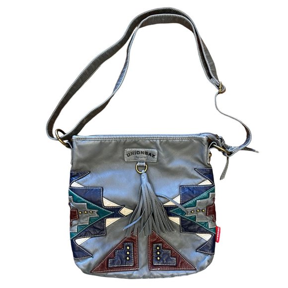 Union Bay Handbags - Union Bay Gray Purse Aztec Design Crossbody Adjustable Strap Man Made Fabric